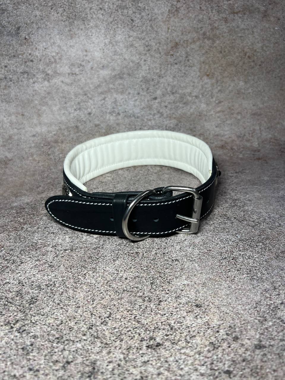 Leather Dog Collar With Ornaments