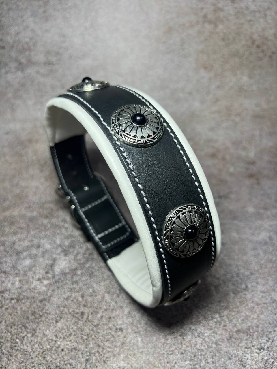 Leather Dog Collar With Ornaments