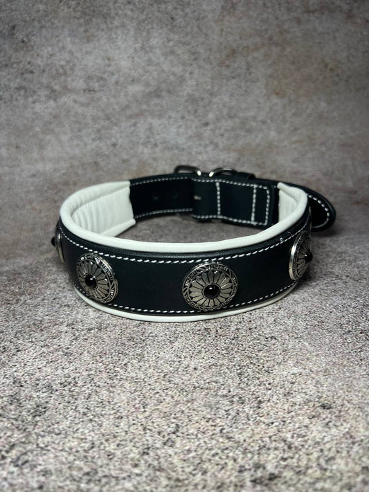 Leather Dog Collar With Ornaments