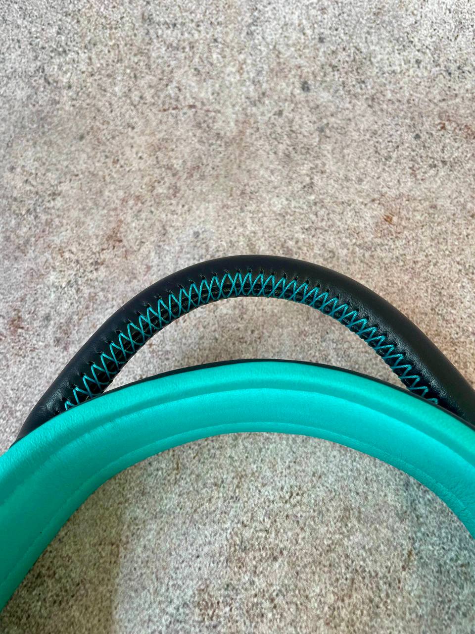 Leather Dog Collar With Round Handle