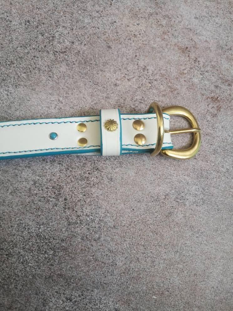 White Leather Dog Collar with turquoise fittings, only M size