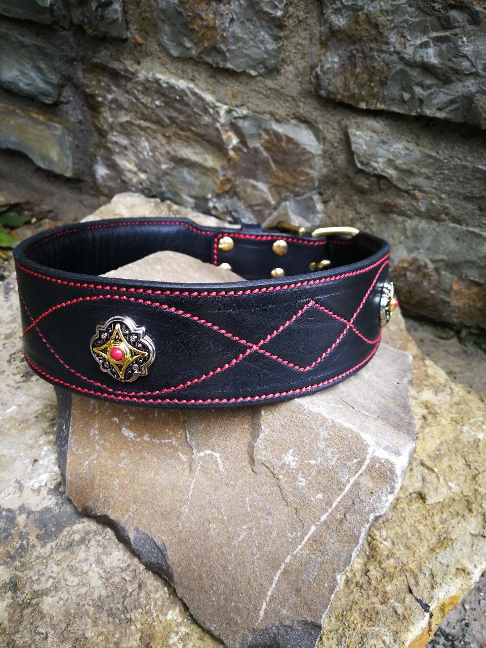 Western Style Dog Collar Leather Dog Collar Western Collar with Concho Dog Collar Custom Western Leather Dog Collar Handmade Dog Collar